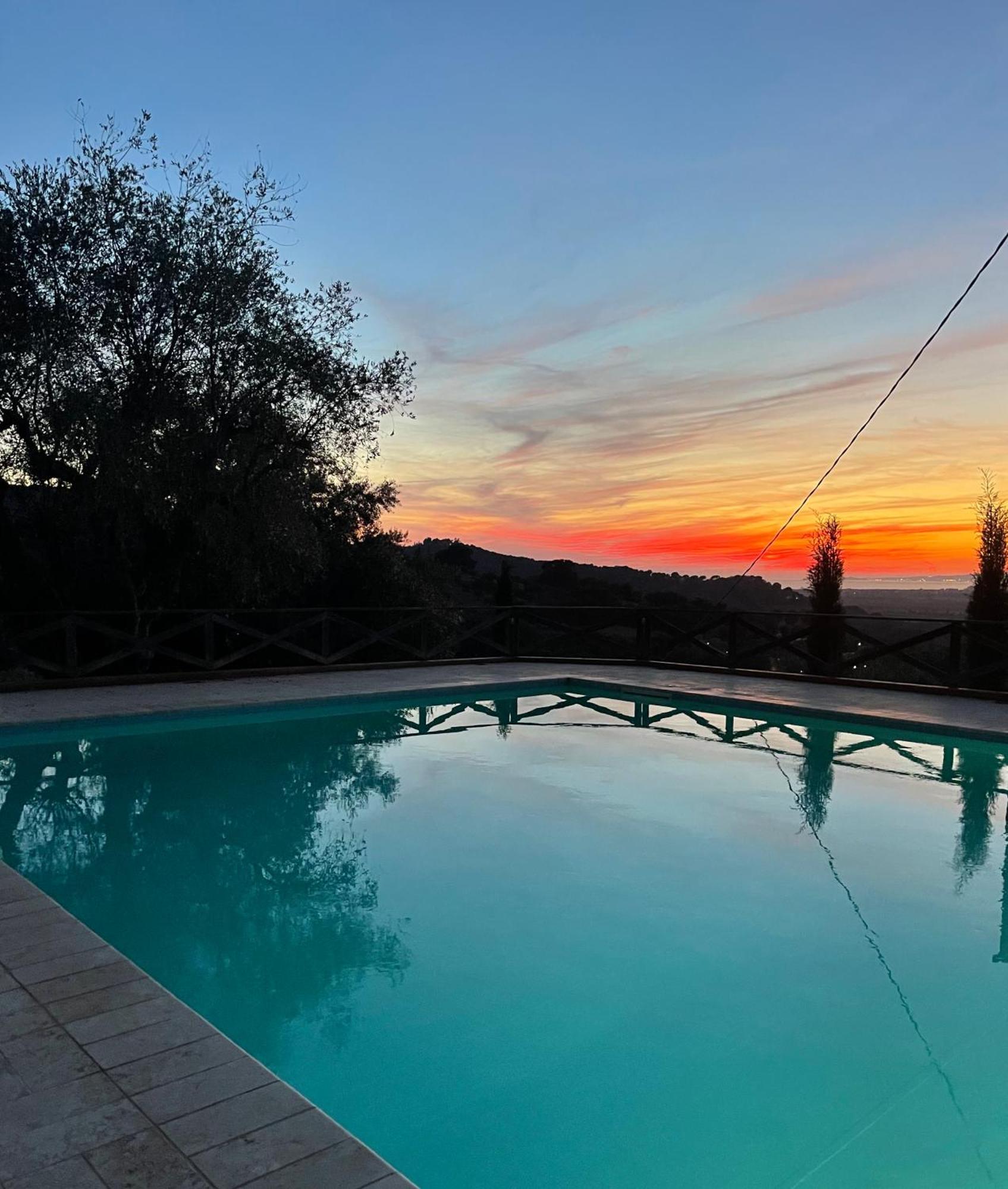 Aparthotel Madonna Del Poggio Cav Scarlino Exteriér fotografie