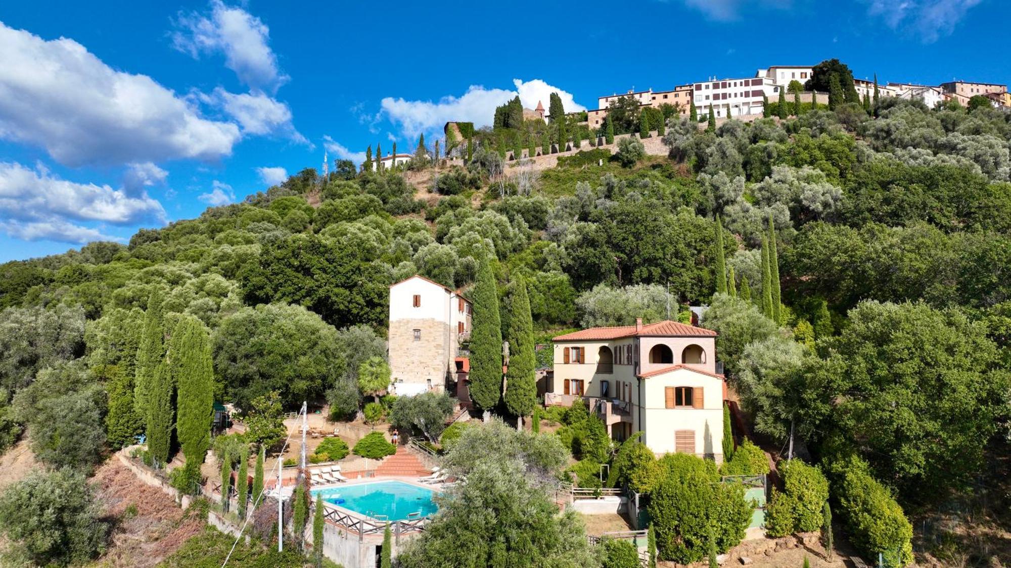 Aparthotel Madonna Del Poggio Cav Scarlino Exteriér fotografie