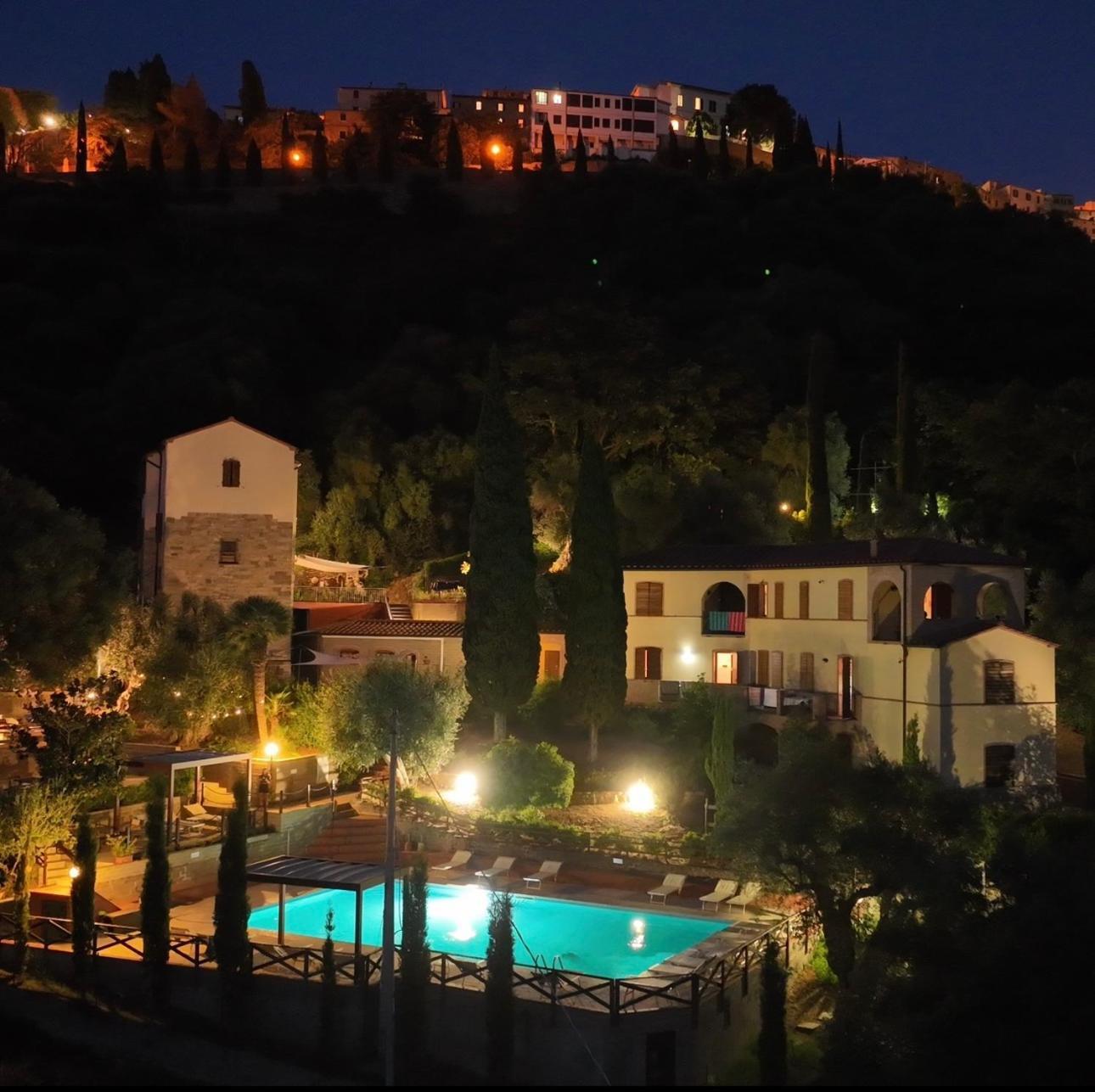 Aparthotel Madonna Del Poggio Cav Scarlino Exteriér fotografie