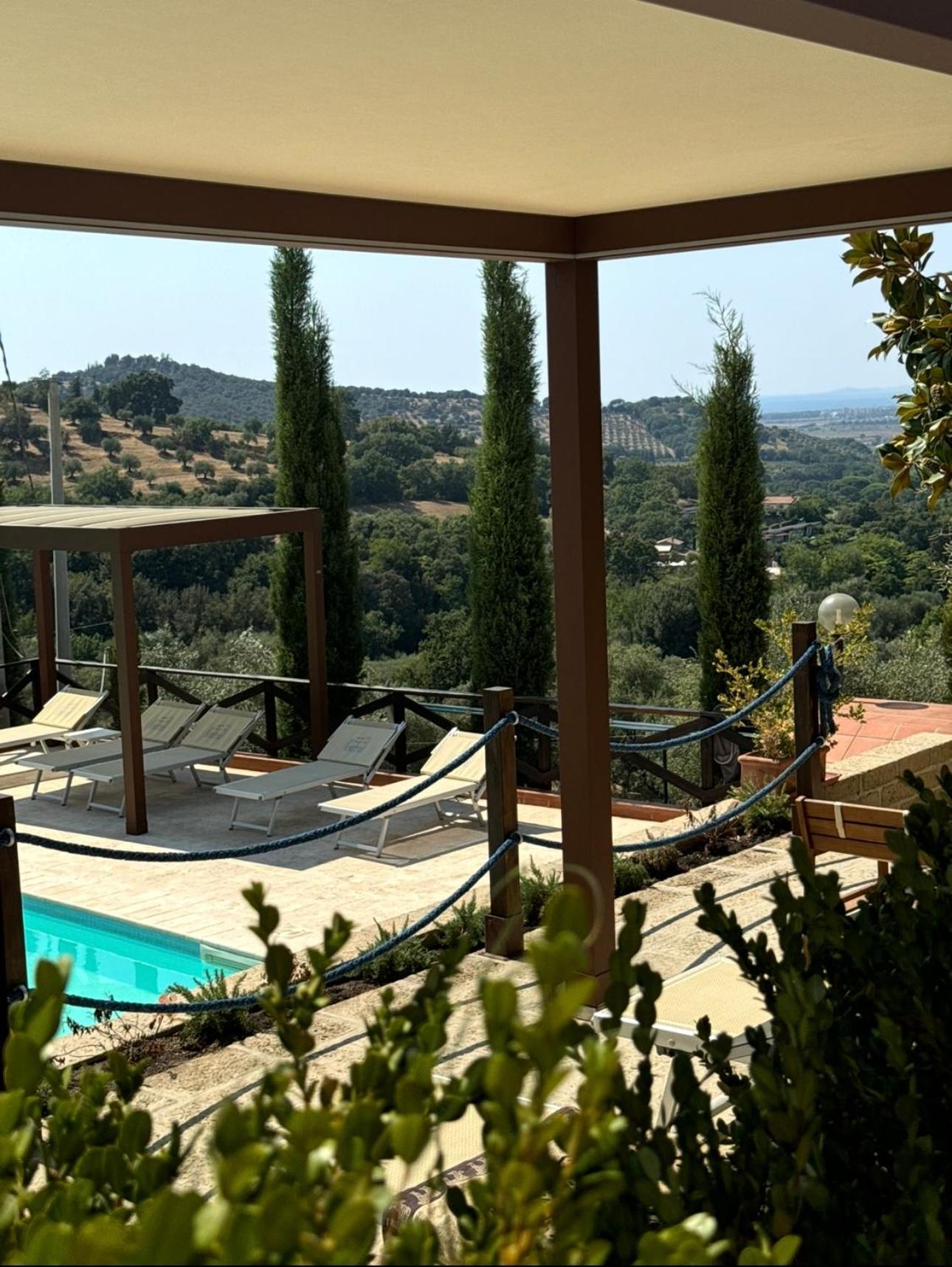 Aparthotel Madonna Del Poggio Cav Scarlino Exteriér fotografie